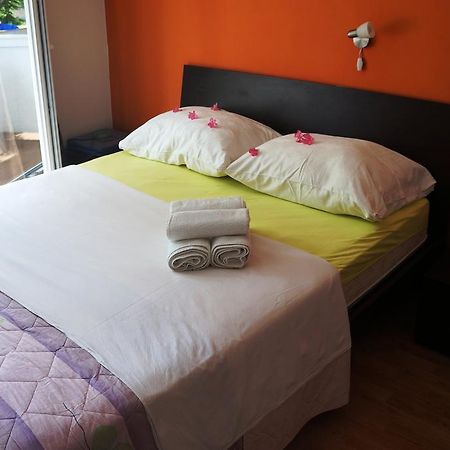 Guest House Tina Ραμπ Εξωτερικό φωτογραφία