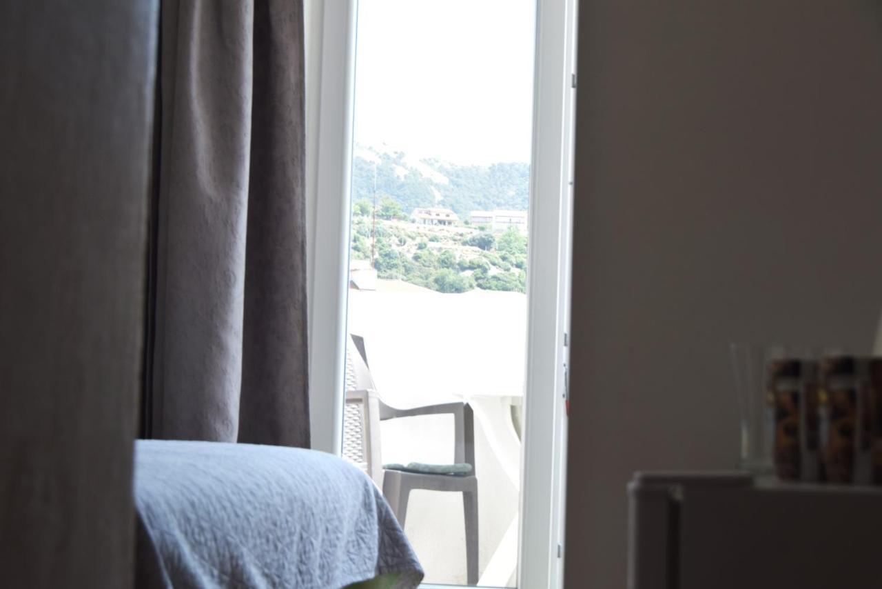 Guest House Tina Ραμπ Εξωτερικό φωτογραφία