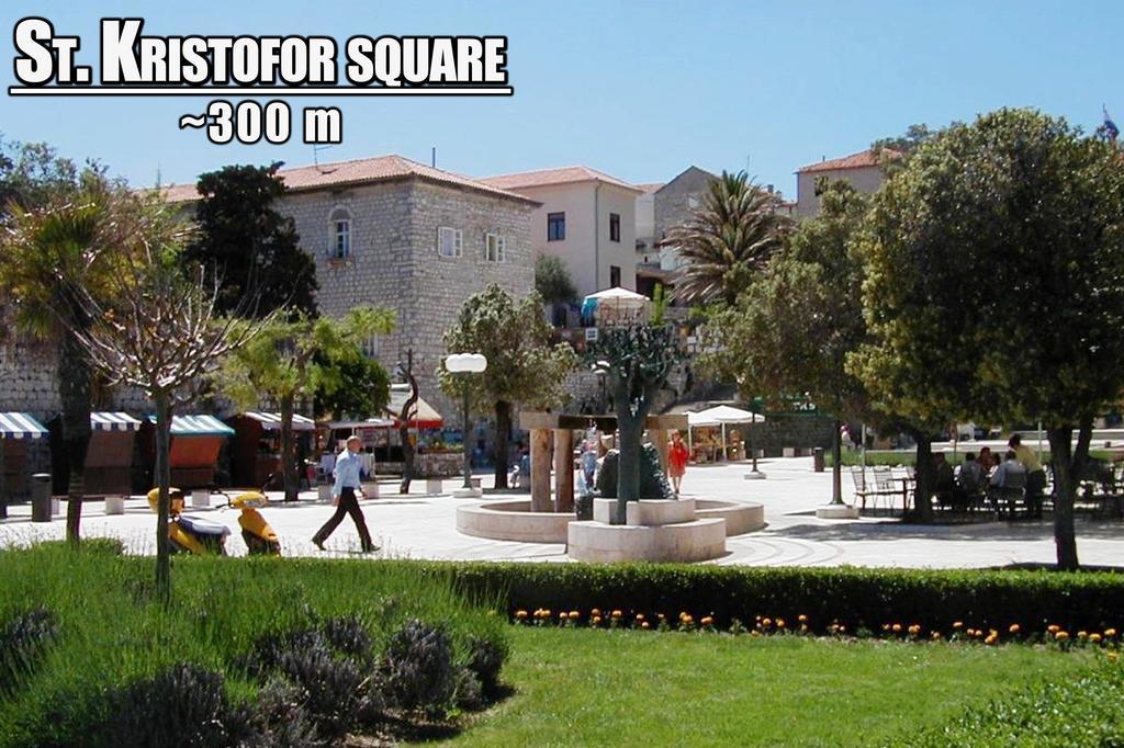 Guest House Tina Ραμπ Εξωτερικό φωτογραφία