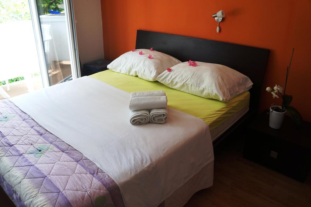 Guest House Tina Ραμπ Εξωτερικό φωτογραφία